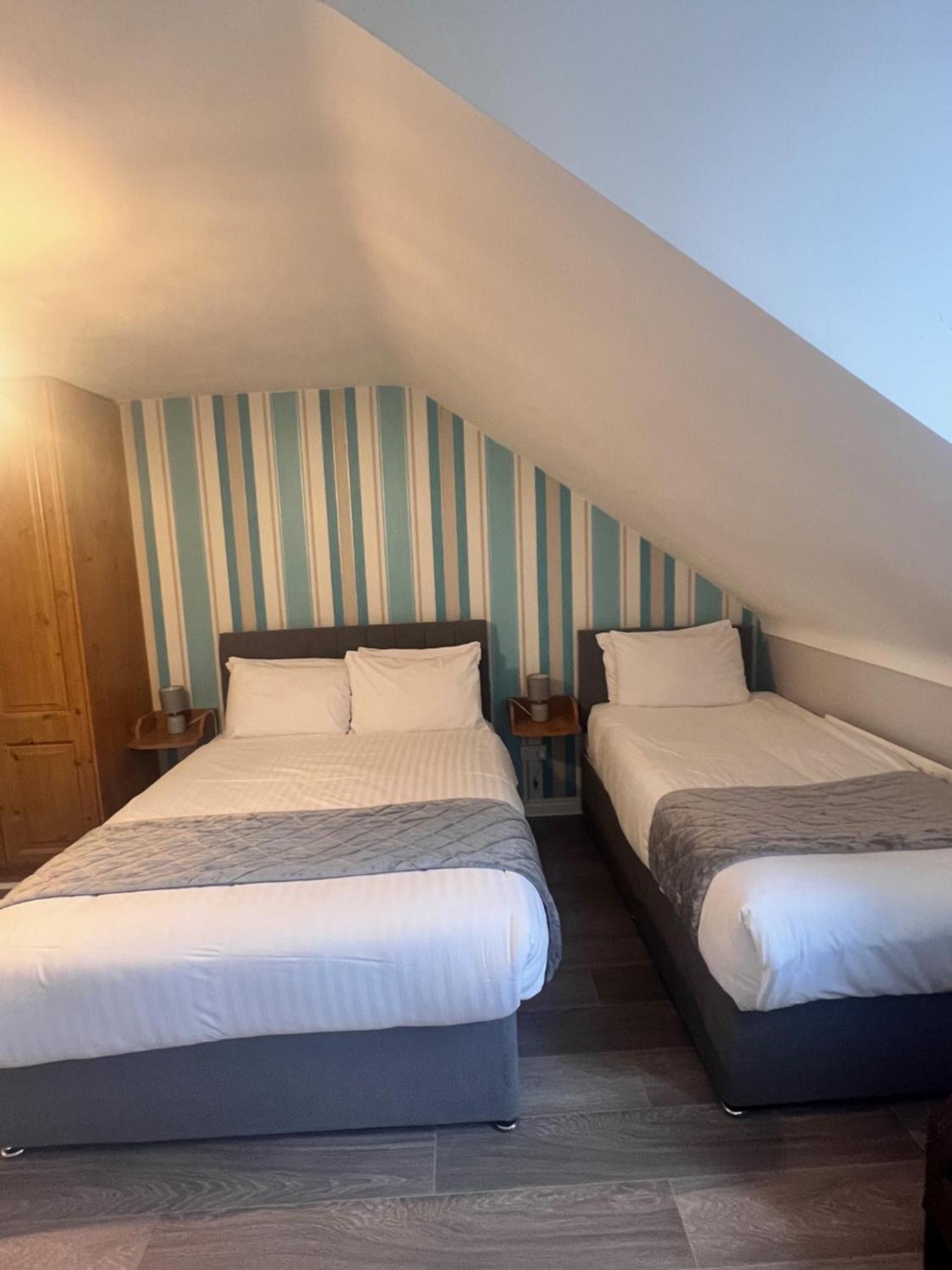בליק Fiddlestone Bar And B&B מראה חיצוני תמונה